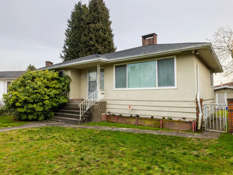 3692 E 24 Avenue, Vancouver, BC, V5R 1H1 - 5