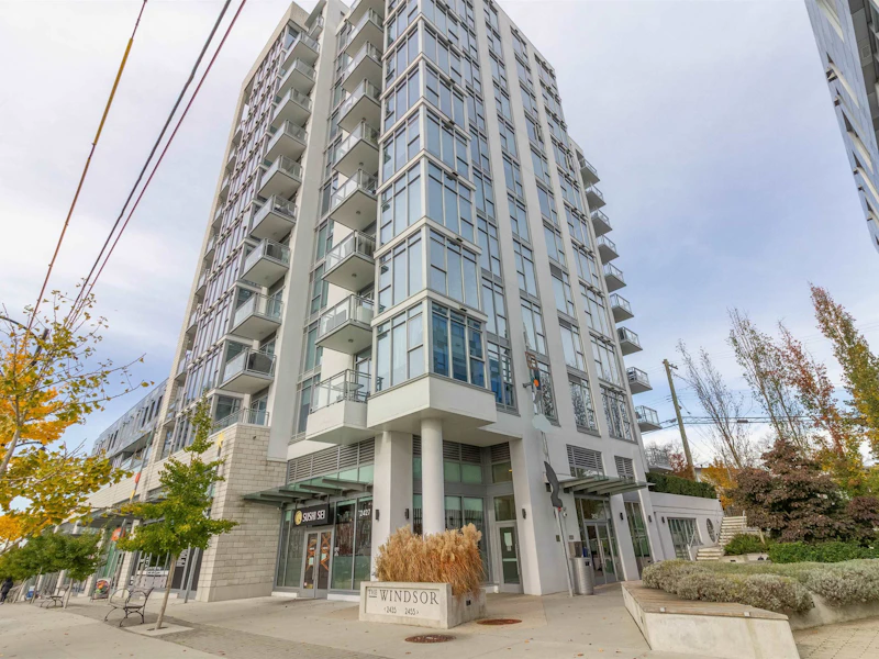 302 - 2435 Kingsway Mews, Vancouver BC