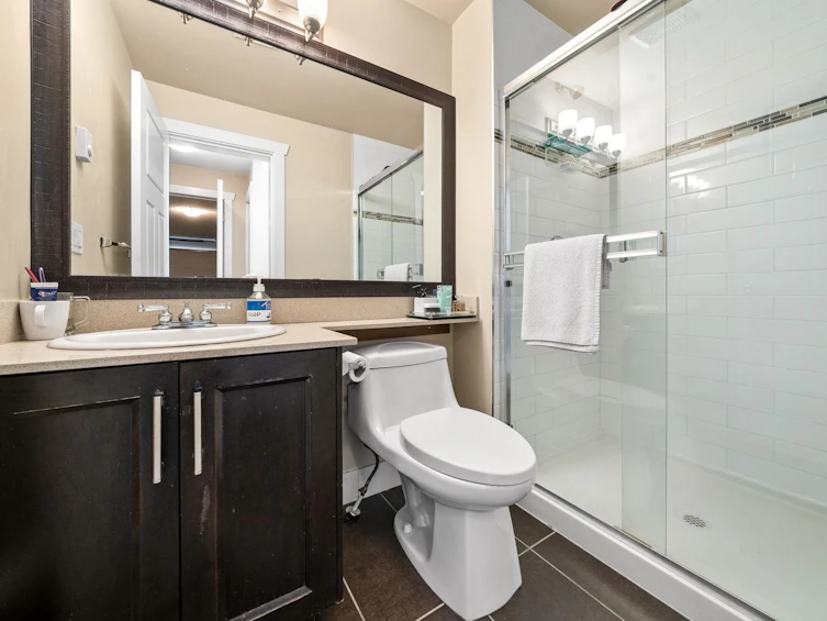 55-15399 Guildford Drive, Surrey, BC, V3R 7C6 - 37