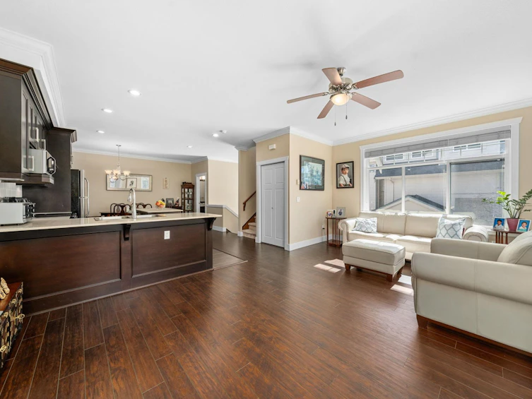 55-15399 Guildford Drive, Surrey, BC, V3R 7C6 - 11