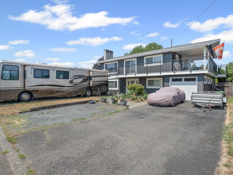 45267 Stirling Avenue, Chilliwack, BC, V2R 2M7 - 3