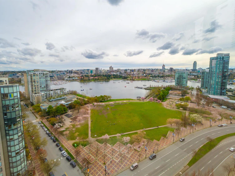 2202-289 Drake Street, Vancouver, BC, V6B 5Z5