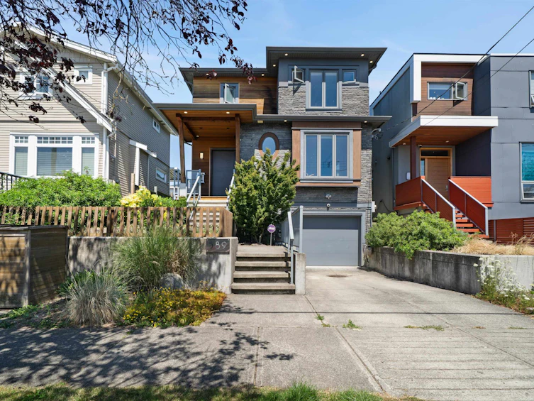 589 E 62nd Avenue, Vancouver, BC, V5X 2G3 - 2
