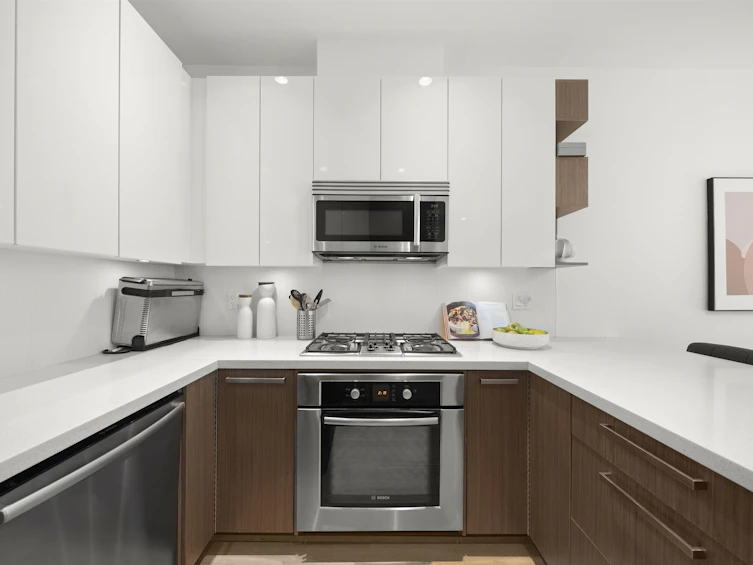 8438 Gladstone Street, Vancouver, BC, V5P 0B2 - 10