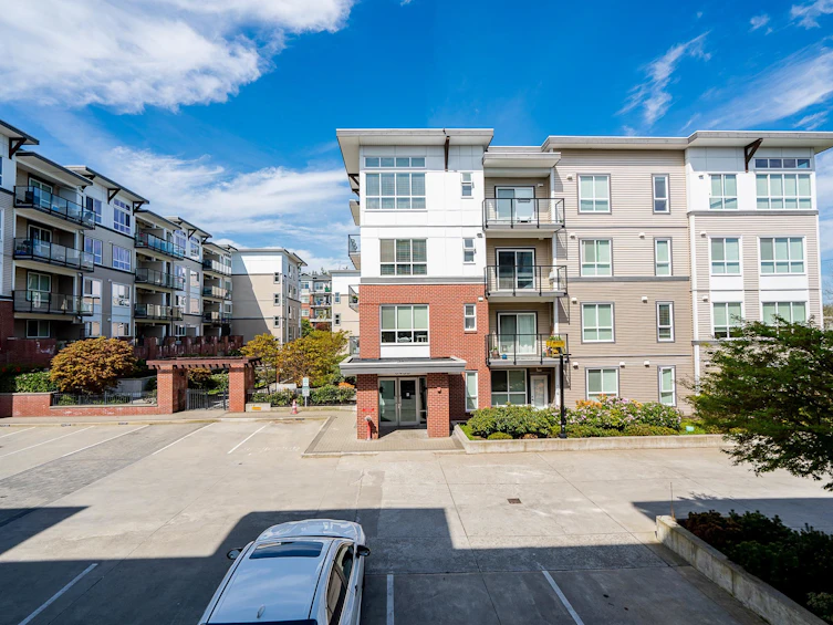 214-19567 64 Avenue, Surrey, BC, V3S 7H8 - 30