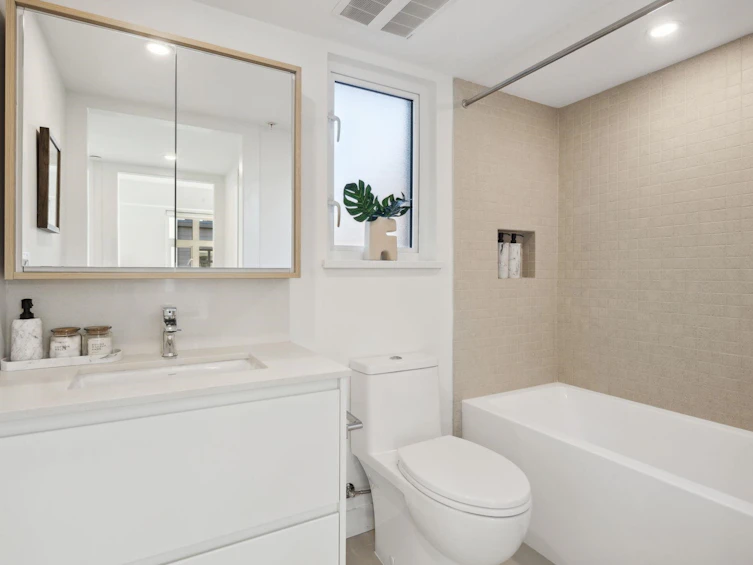 242-1014 W 47th Avenue, Vancouver, BC, V6M 0E3 - 8