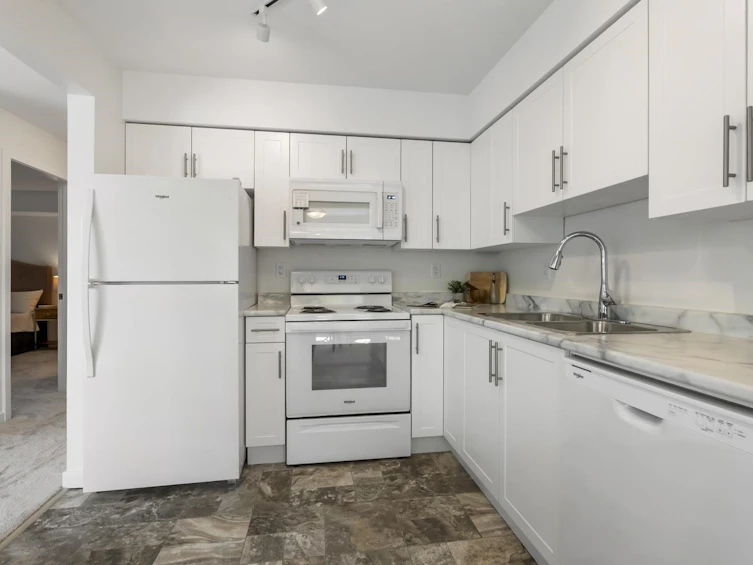 317-12101 80 Avenue, Surrey, BC, V3W 5V6 - 11
