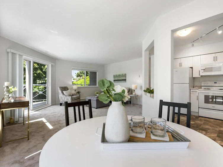 317-12101 80 Avenue, Surrey, BC, V3W 5V6 - 9