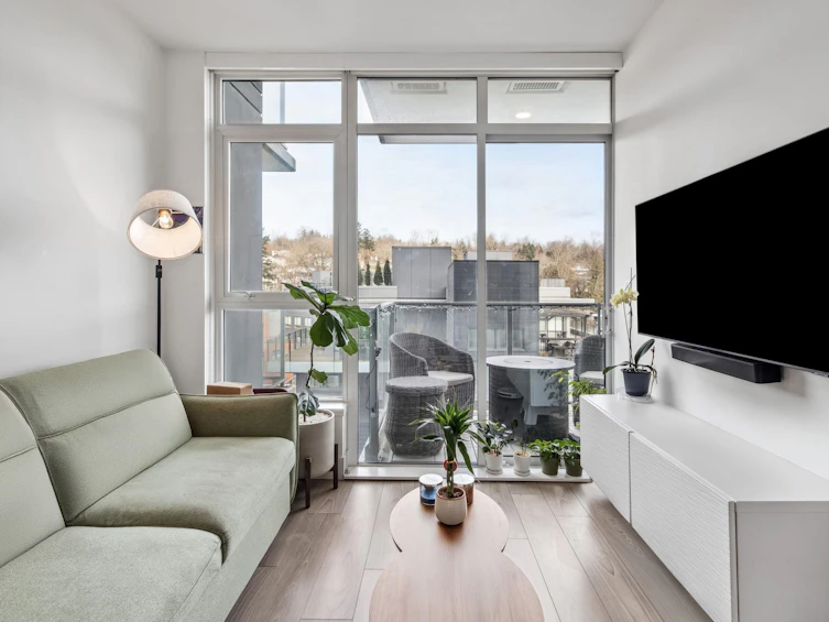 702-3581 E Kent Ave North, Vancouver, BC, V5S 0H6 - 2