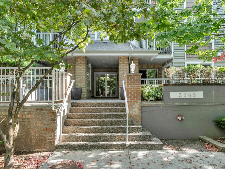 204-2268 Welcher Avenue, Port Coquitlam, BC, V2C 1X4