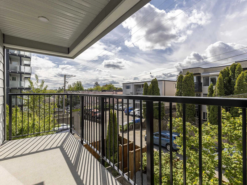 306 - 808 E 8th Avenue, Vancouver BC V5T 1T5