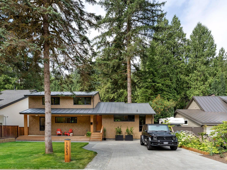 1723 Edgewater Lane, North Vancouver, BC, V7H 1T3 - 2