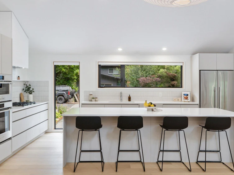 1723 Edgewater Lane, North Vancouver, BC, V7H 1T3 - 11