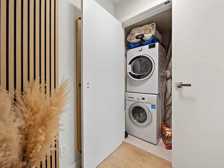 607-161 W Georgia Street, Vancouver, BC, V6B 0K9 - 9