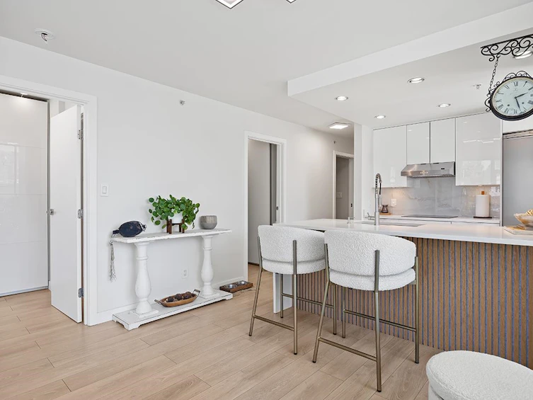 607-161 W Georgia Street, Vancouver, BC, V6B 0K9 - 17
