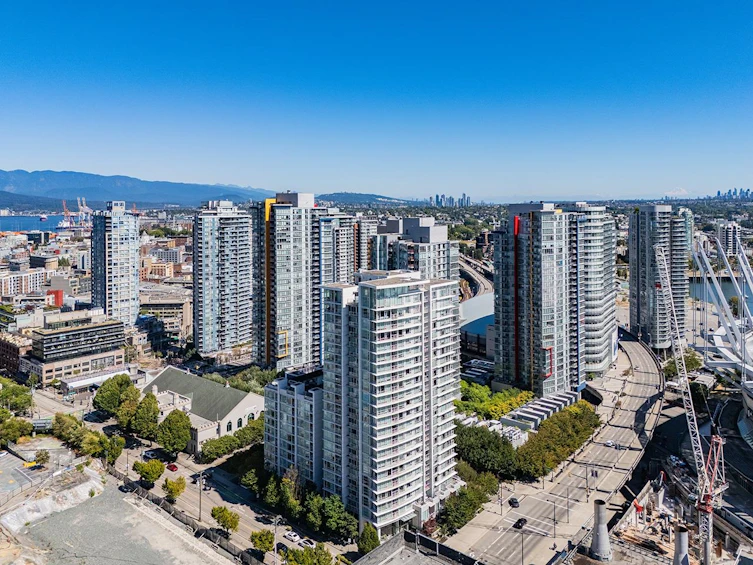607-161 W Georgia Street, Vancouver, BC, V6B 0K9 - 2