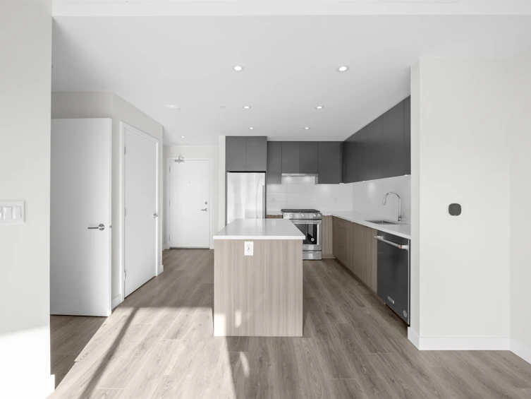 312-3430 E Kent Avenue, Vancouver, BC, V5S 0G7 - 6