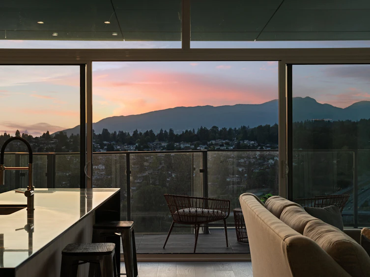 3201-1500 Fern Street, North Vancouver, BC, V7J 0E6 - 8