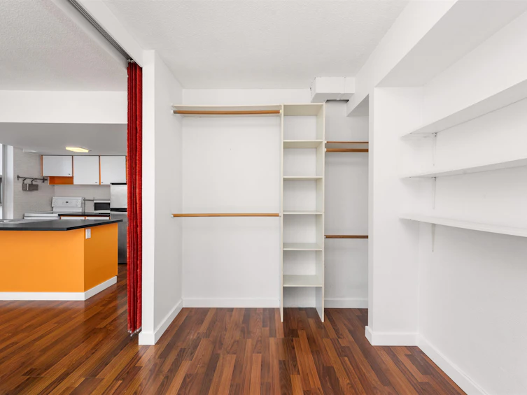 901-950 Drake Street, Vancouver, BC, V6Z 2B9 - 11