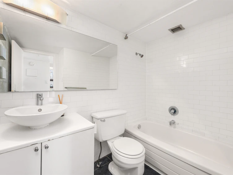 901-950 Drake Street, Vancouver, BC, V6Z 2B9 - 14
