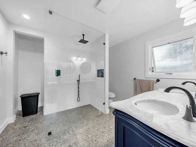 7665 Sapperton Avenue, Burnaby, BC, V3N 4C9 - 27