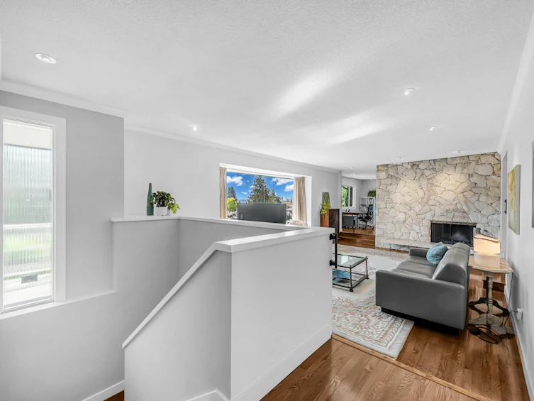 7665 Sapperton Avenue, Burnaby, BC, V3N 4C9 - 4