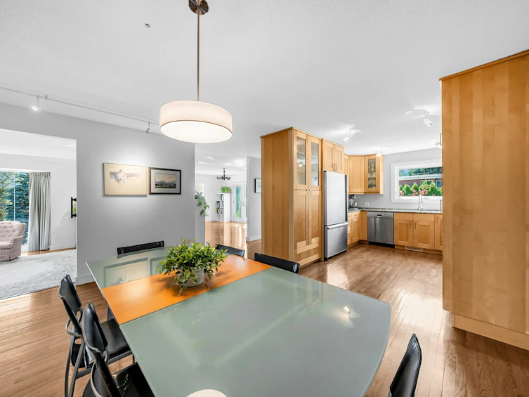 7665 Sapperton Avenue, Burnaby, BC, V3N 4C9 - 13