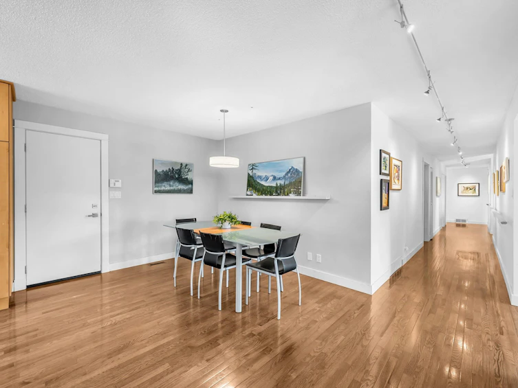7665 Sapperton Avenue, Burnaby, BC, V3N 4C9 - 11