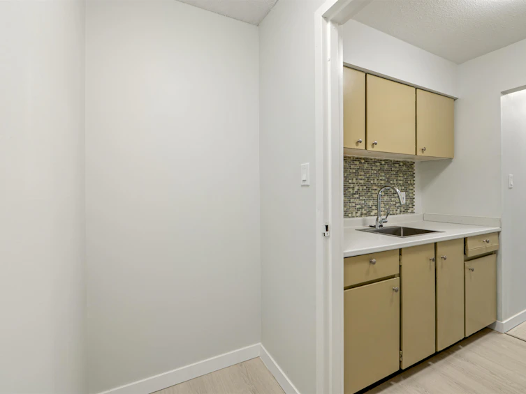105-37 Agnes Street, New Westminster, BC, V3L 5G9 - 21