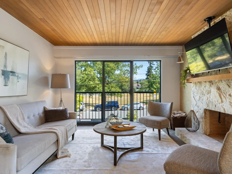 1446 E 15th Avenue, Vancouver, BC, V5N 2E7 - 24