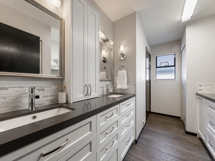 1446 E 15th Avenue, Vancouver, BC, V5N 2E7 - 11