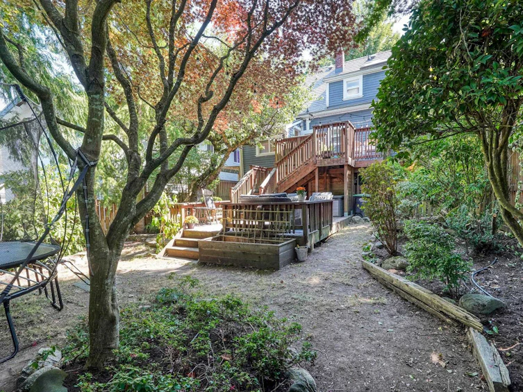 1807 E 35th Avenue, Vancouver, BC, V5P 1B7 - 23