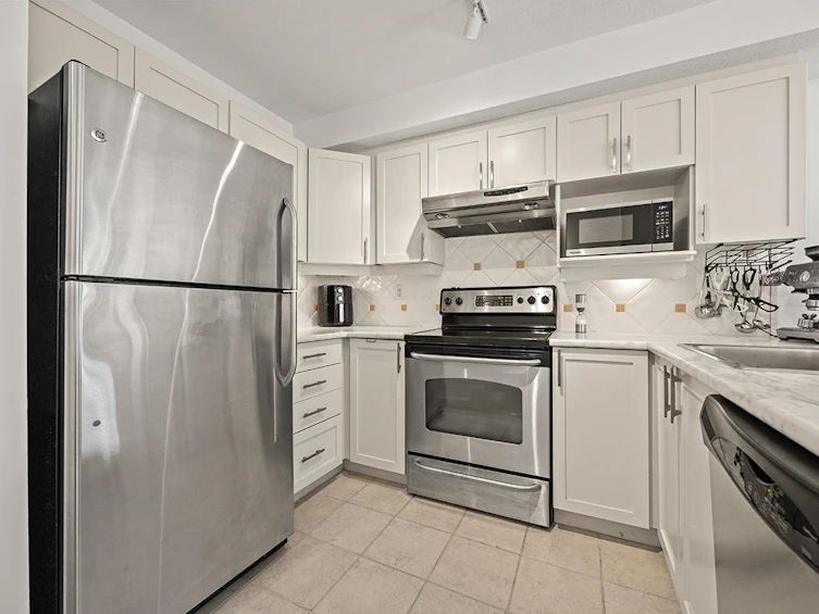 201-5605 Hampton Place, Vancouver, BC, V6T 2H2 - 6