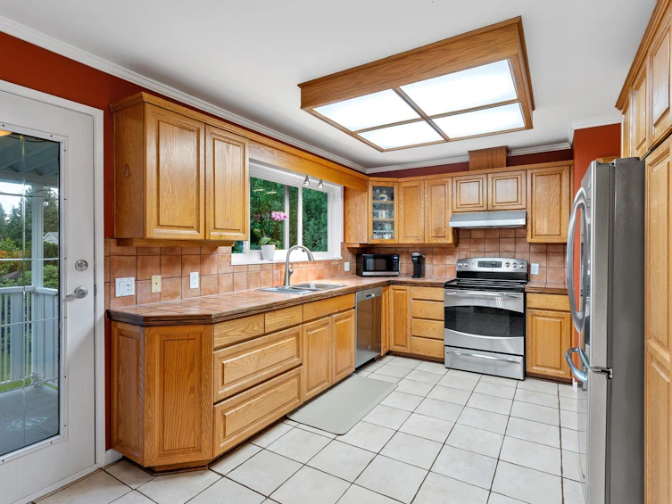 1549 Lynn Valley Road, North Vancouver, BC, V7J 2B1 - 13