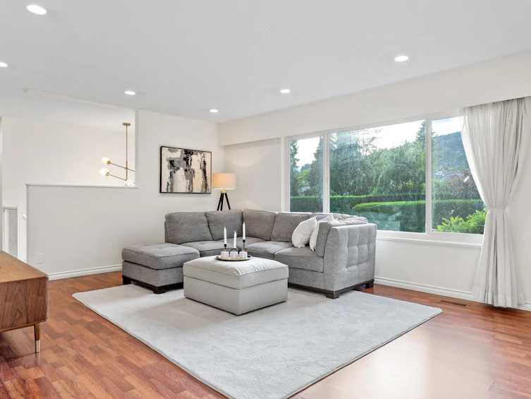 1549 Lynn Valley Road, North Vancouver, BC, V7J 2B1 - 4