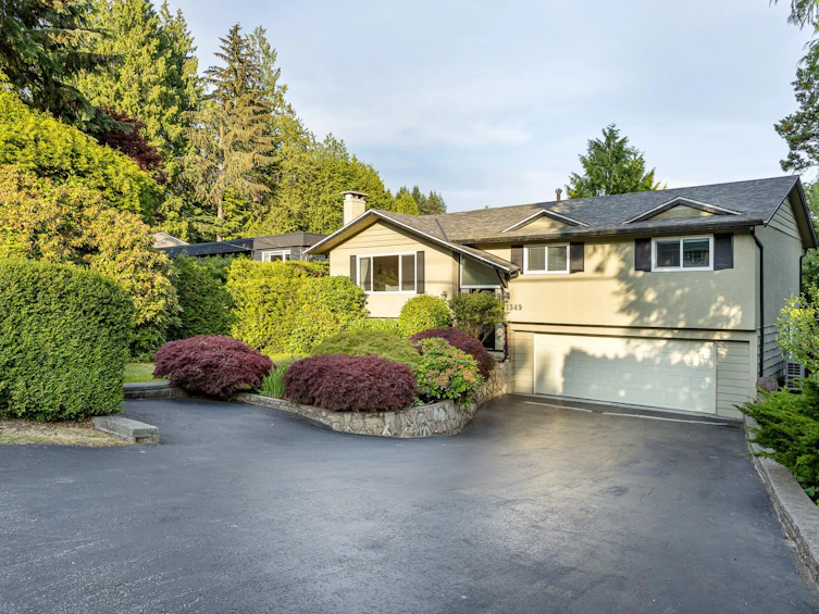 1549 Lynn Valley Road, North Vancouver, BC, V7J 2B1 - 36