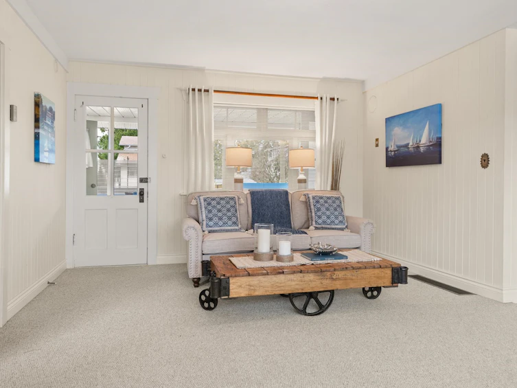3009 Mcbride Avenue, Surrey, BC, V4A 3G5 - 5