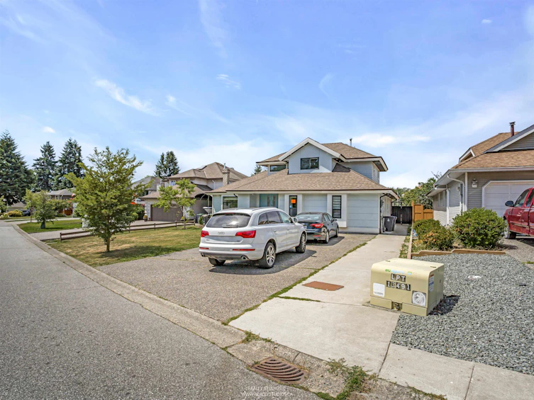 5775 184a Street, Surrey, BC, V3S 7T1 - 37