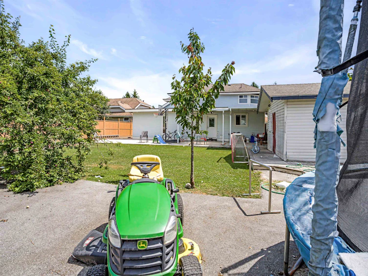 5775 184a Street, Surrey, BC, V3S 7T1 - 36