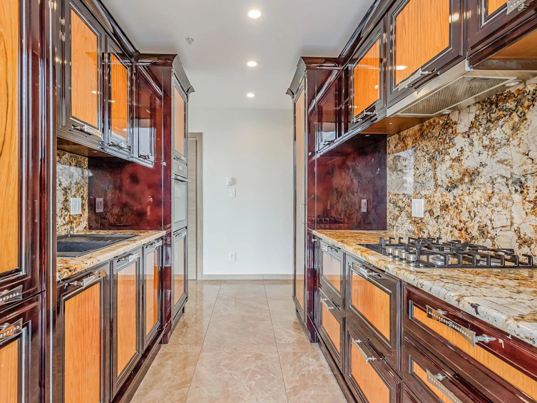 703-131 E 3rd Street, North Vancouver, BC, V7L 0E3 - 7