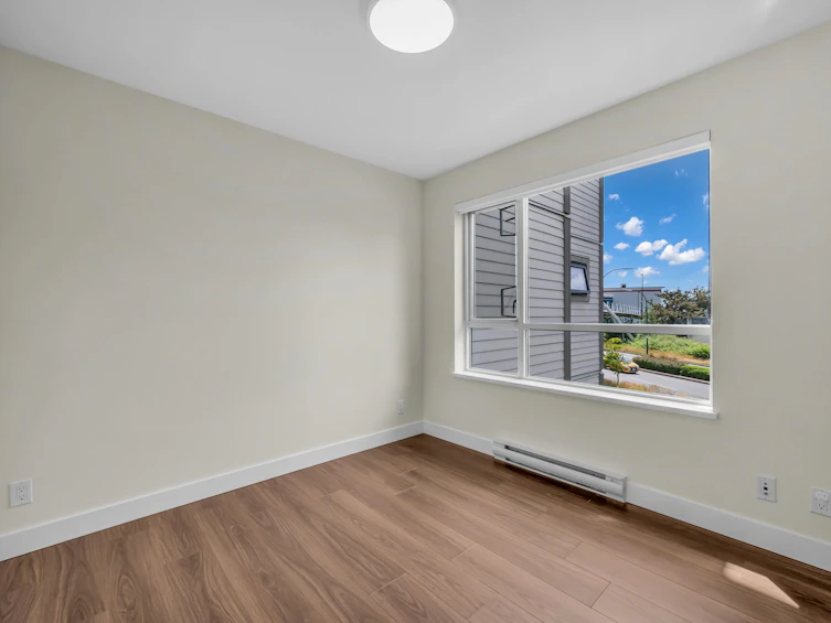 212-7058 14th Avenue, Burnaby, BC, V3N 0E6 - 8