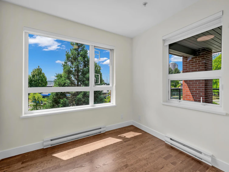 212-7058 14th Avenue, Burnaby, BC, V3N 0E6 - 6
