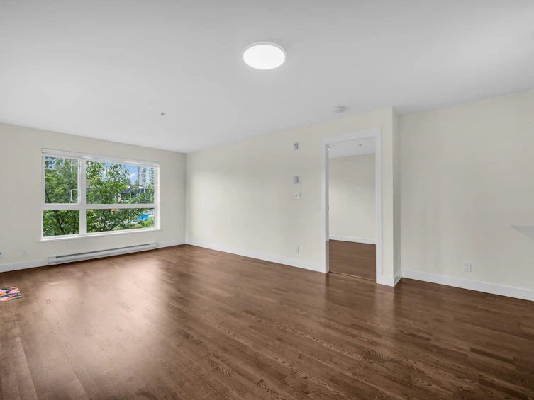 212-7058 14th Avenue, Burnaby, BC, V3N 0E6 - 23