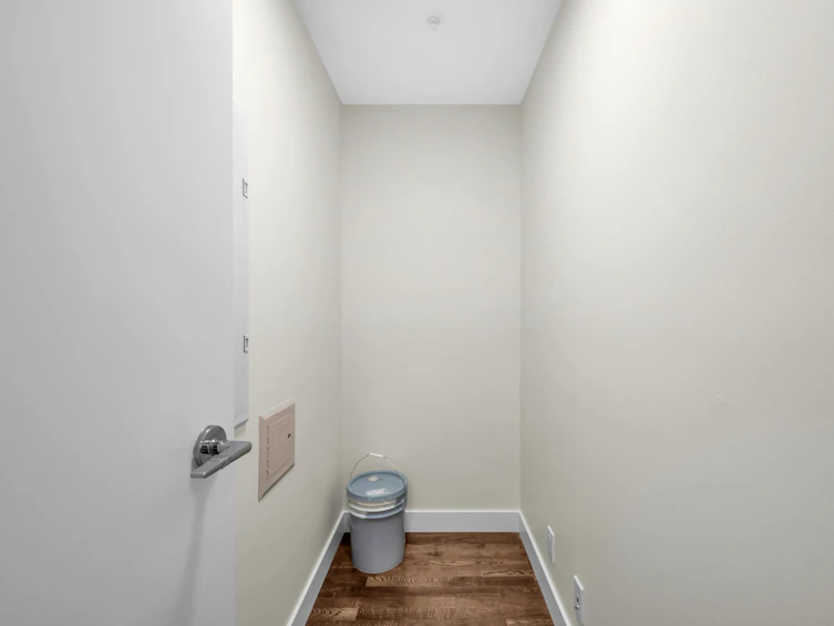 212-7058 14th Avenue, Burnaby, BC, V3N 0E6 - 12
