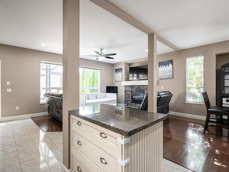 14502 60 Avenue, Surrey, BC, V3S 1R3 - 13