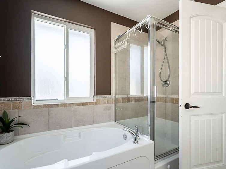 14502 60 Avenue, Surrey, BC, V3S 1R3 - 21