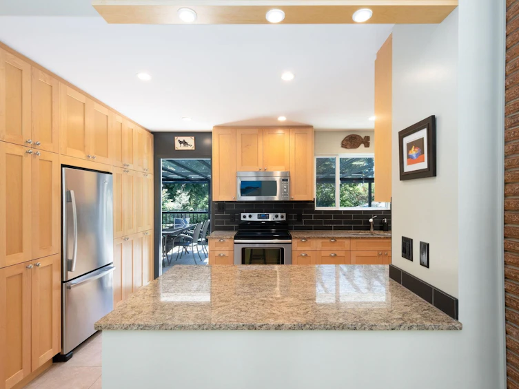 2573 Kilmarnock Crescent, North Vancouver, BC, V7J 2Z5 - 10