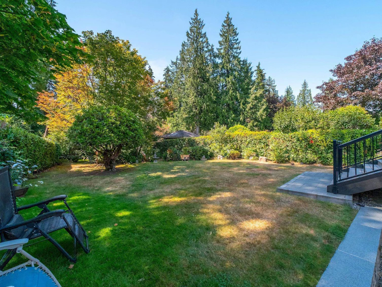 2573 Kilmarnock Crescent, North Vancouver, BC, V7J 2Z5 - 35