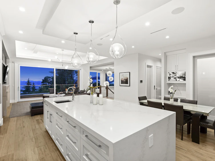 13141 Marine Drive, Surrey, BC, V4A 1E6 - 10