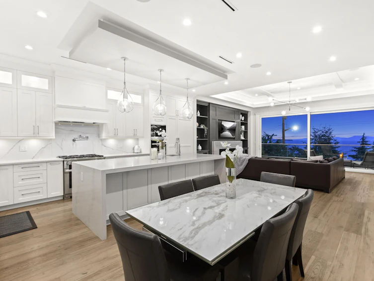 13141 Marine Drive, Surrey, BC, V4A 1E6 - 15